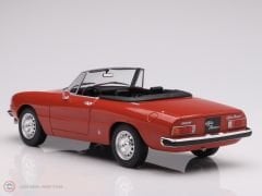 1:18 Norev 1978 Alfa Romeo 2000 Spider