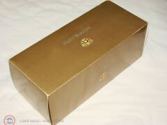 1:18 Autoart 2002 Maybach 57 Special Edition Dealer Version