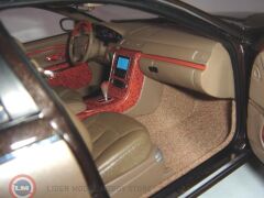 1:18 Autoart 2002 Maybach 57 Special Edition Dealer Version