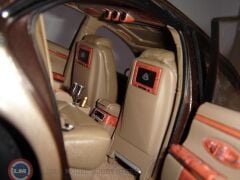 1:18 Autoart 2002 Maybach 57 Special Edition Dealer Version