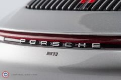 1:8 Minichamps 2020 Porsche 911 (992) CARRERA 4S - Ön Sipariş
