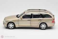 1:18 Norev 1997 Mercedes Benz C-Class T-Model