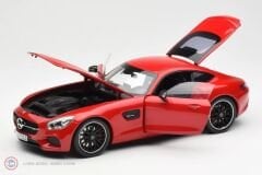 1:18 Norev 2015 Mercedes Benz AMG GT