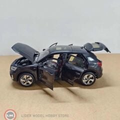 1:18 Paudi 2018 Audi Q2L - Dark Grey