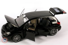 1:18 2012 Mercedes Benz B Class W246