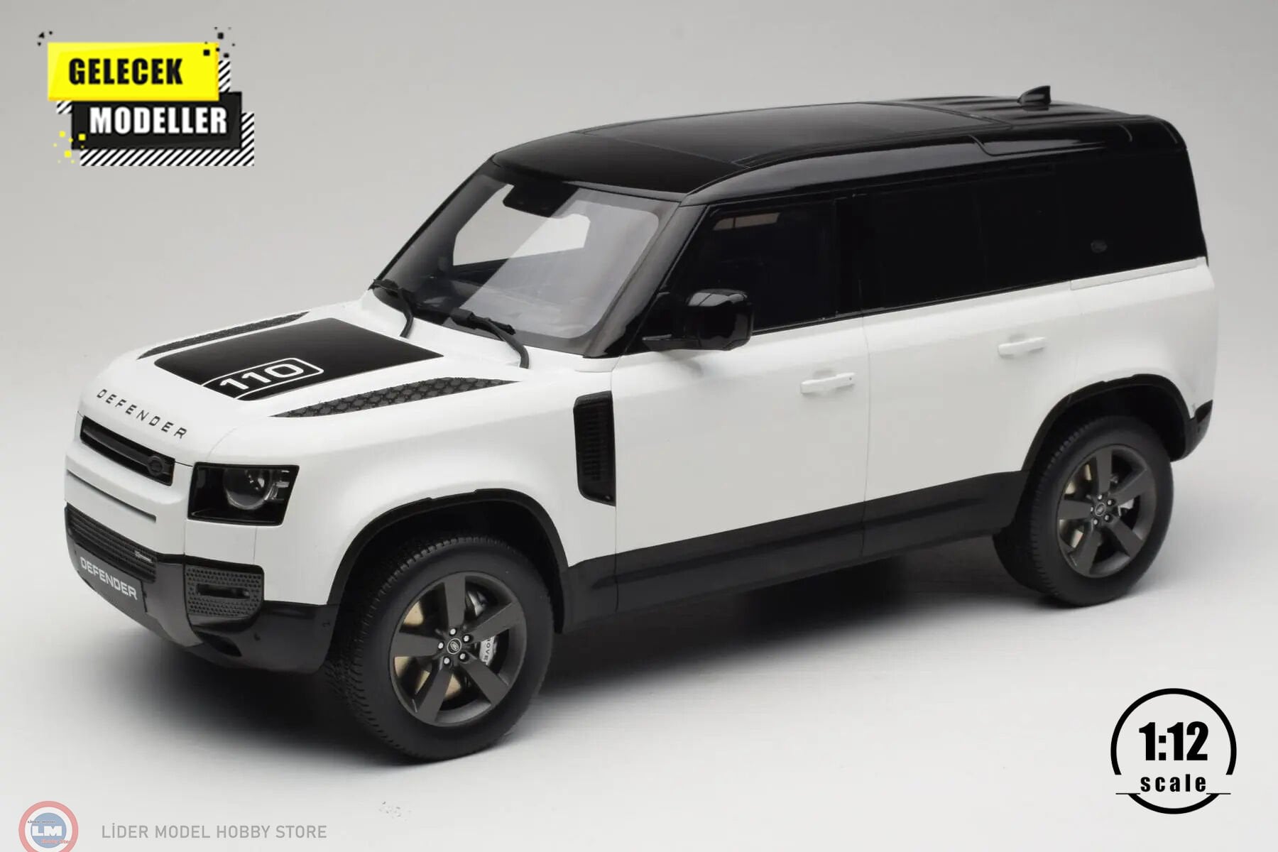 1:12 GT Spirit 2021 Land Rover Defender 110 P400X(