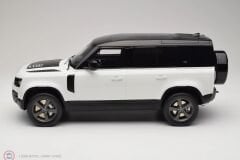 1:12 GT Spirit 2021 Land Rover Defender 110 P400X(