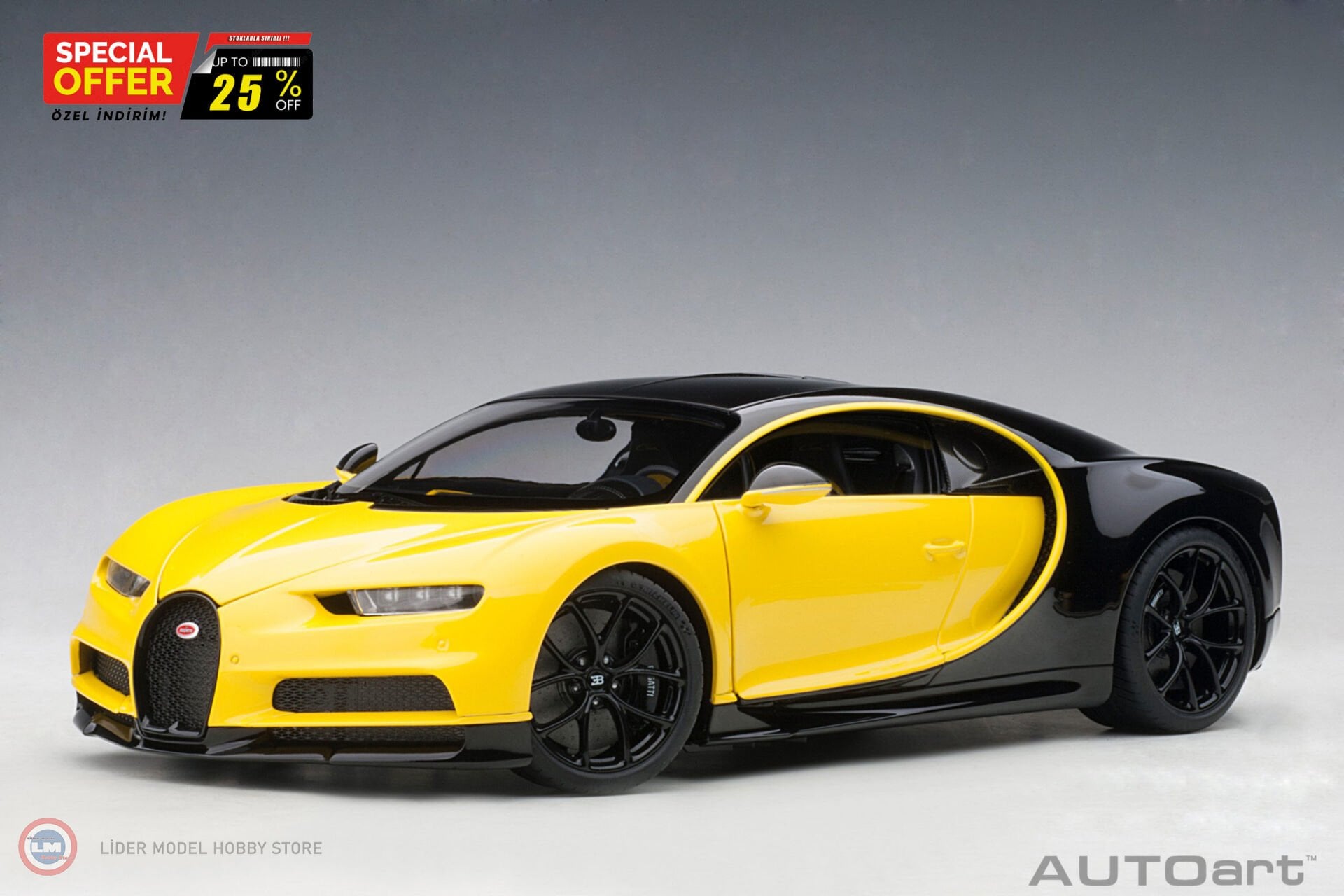 1:18 Autoart 2017 Bugatti Chiron (Jaune MolsheimNocturne Black)
