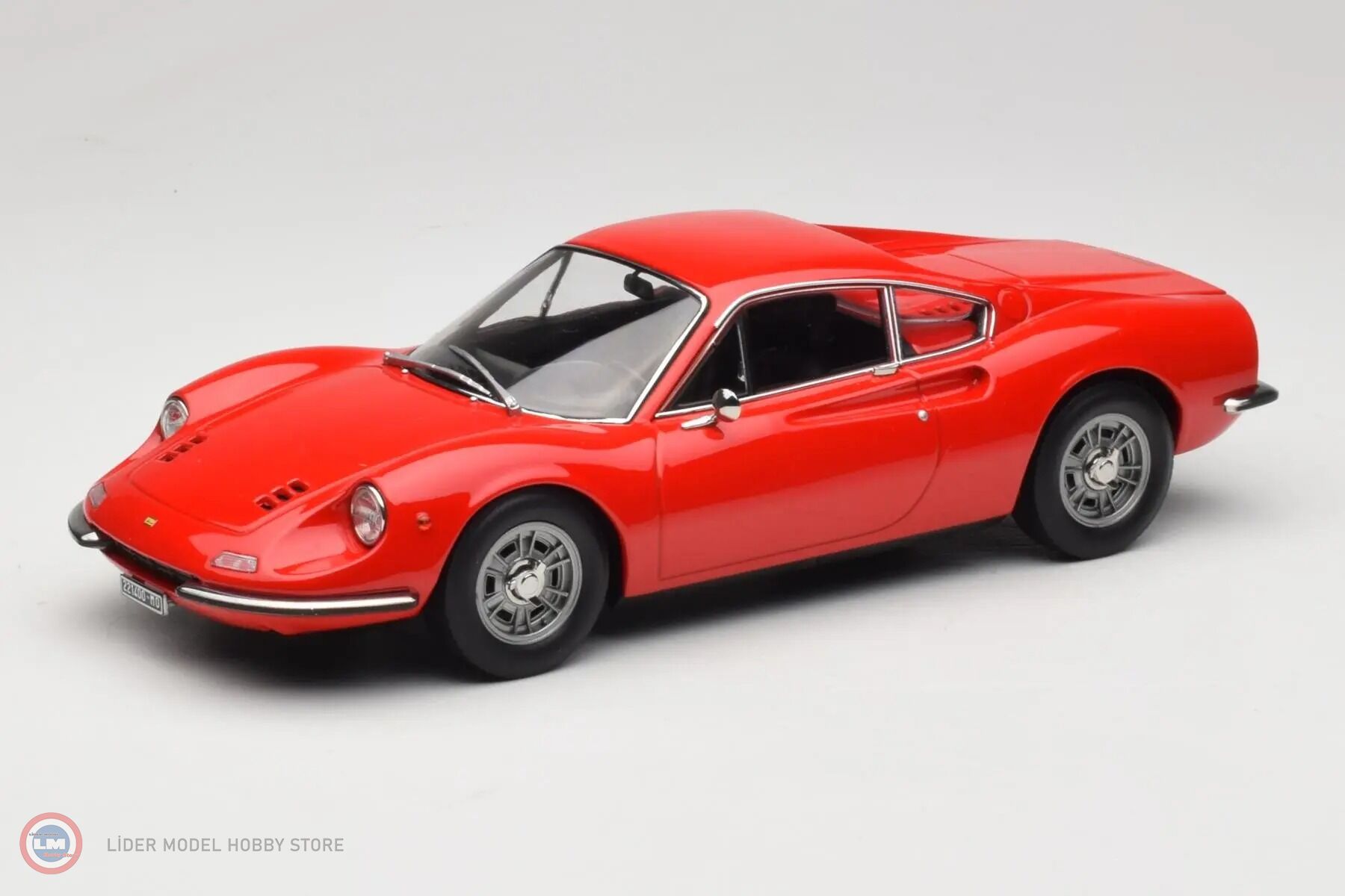 1:18 Norev 1968 Ferrari Dino 246 GT