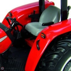 1:32 Universal Hobbies Massey Ferguson 4275 Traktör