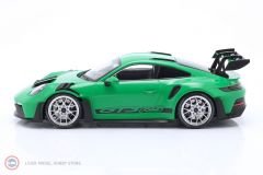 1:18 2023 Porsche 911 (992) GT3 RS