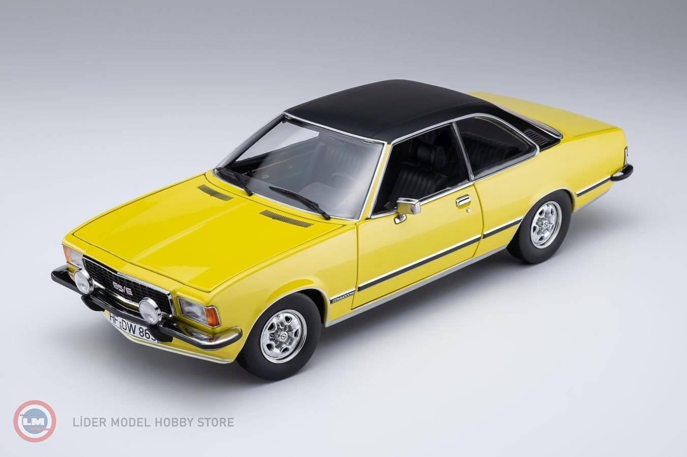 1:18 1975 Opel Commodore Coupe GS/E