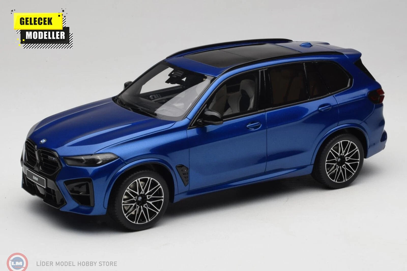 1:18 GT SPIRIT 2023 BMW X5 M Competition