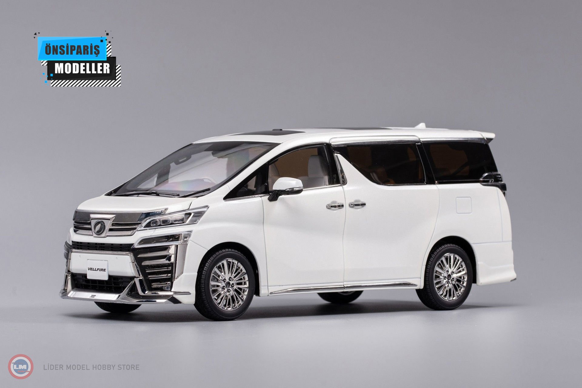 1:18 2021 Toyota Vellfire (LHD) - white