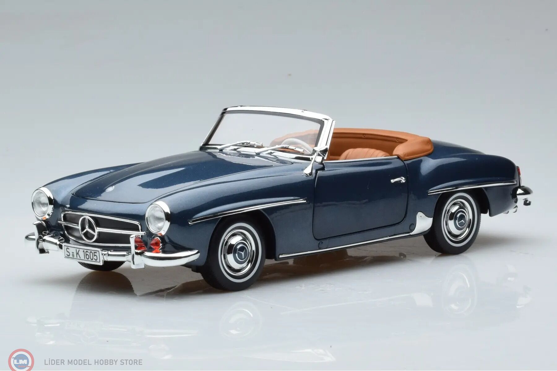 1:18 Norev 1957 Mercedes Benz 190 SL W121 Roadster