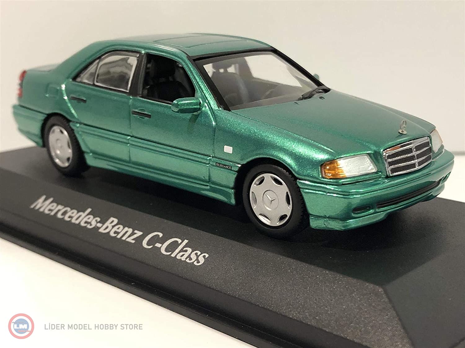 Maxichamps - 1:43 1997 Mercedes Benz C Class W202 - 2.209,49 TL
