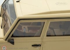 1:18 Schuco 1987 Lamborghini LM 002 (sand) Offroad