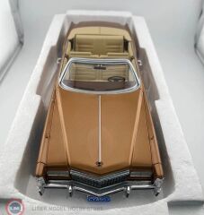 1:18 BOS Model 1976 Cadillac Eldorado Convertible / Bronze
