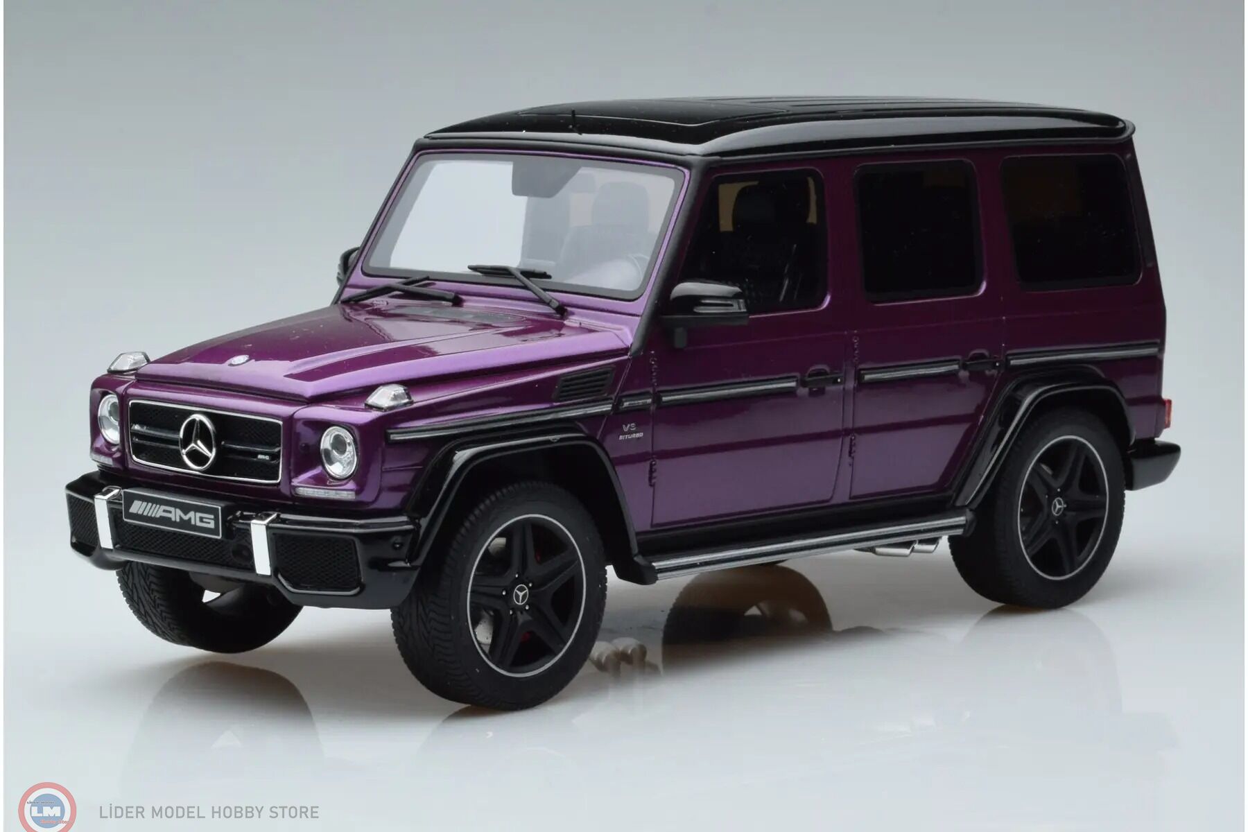 1:18 GT Spirit Mercedes Benz G63 AMG W463 Crazy Color Galactic Beam Dealer Edition