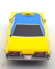 1:18 KK Scale 1974 Dodge Monaco 1974 Texas Cab
