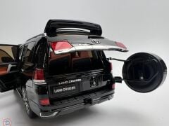 1:18 Keng Fai Toyota Land Cruiser LC200 Black