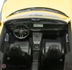 1:18 2020 Porsche 911 CARRERA 4 GTS CABRIOLET