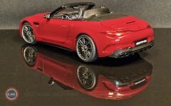 1:18 2022 Mercedes Benz SL Class SL63 AMG R232 4Matic Cabriolet