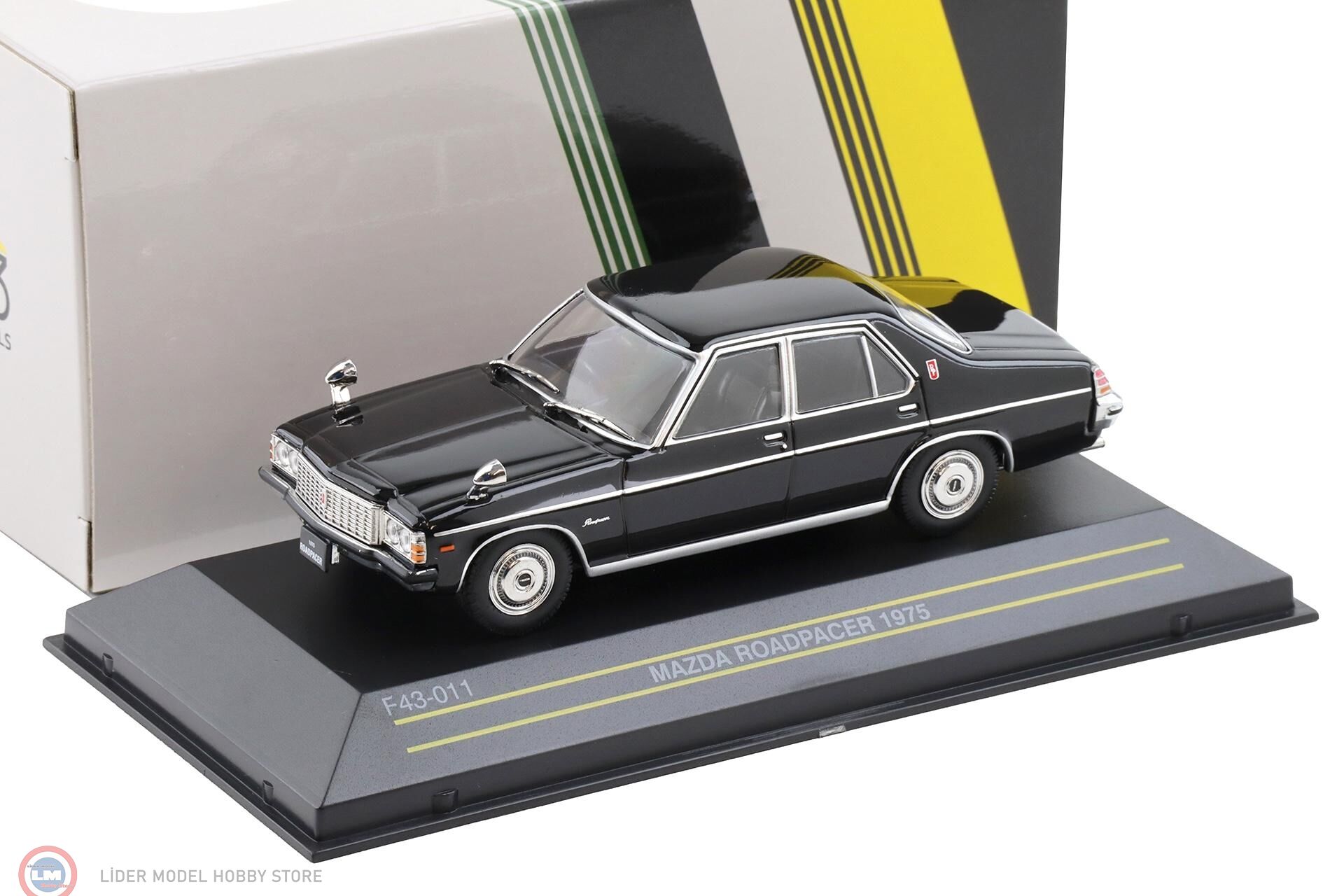 1:43 FIRST43 1975 Mazda Roadpacer