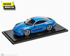 1:18 Spark Porsche 911 ST (992) Sonderwunsch - Dani Blue