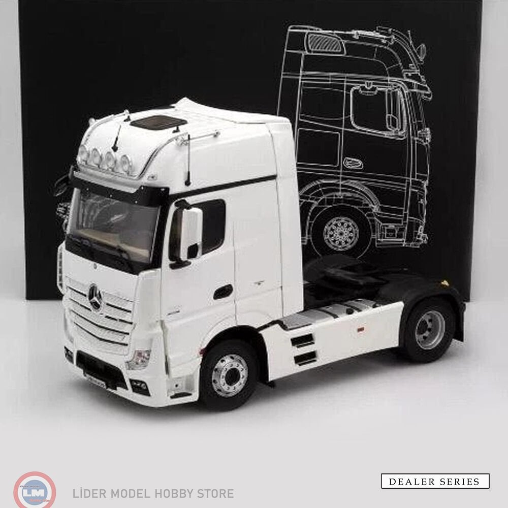 1:18 NZG Mercedes Benz Actros GigaSpace 4x2