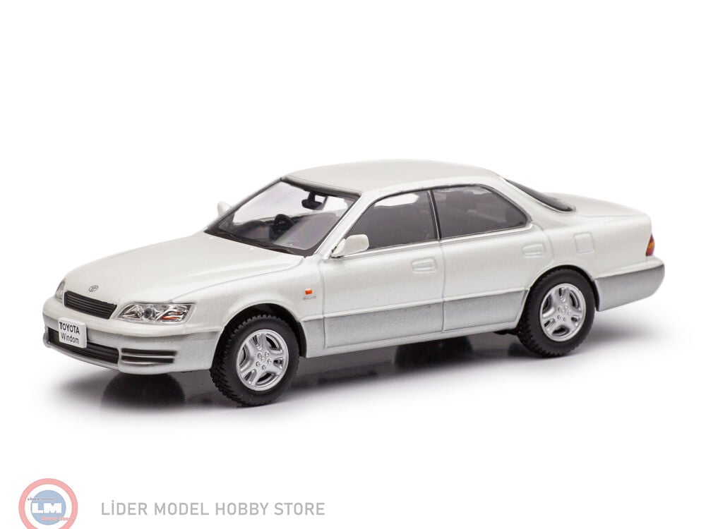 1:43 FIRST43 1991 Toyota Windom