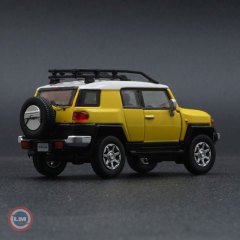 1:64 2015 Toyota FJ Cruiser