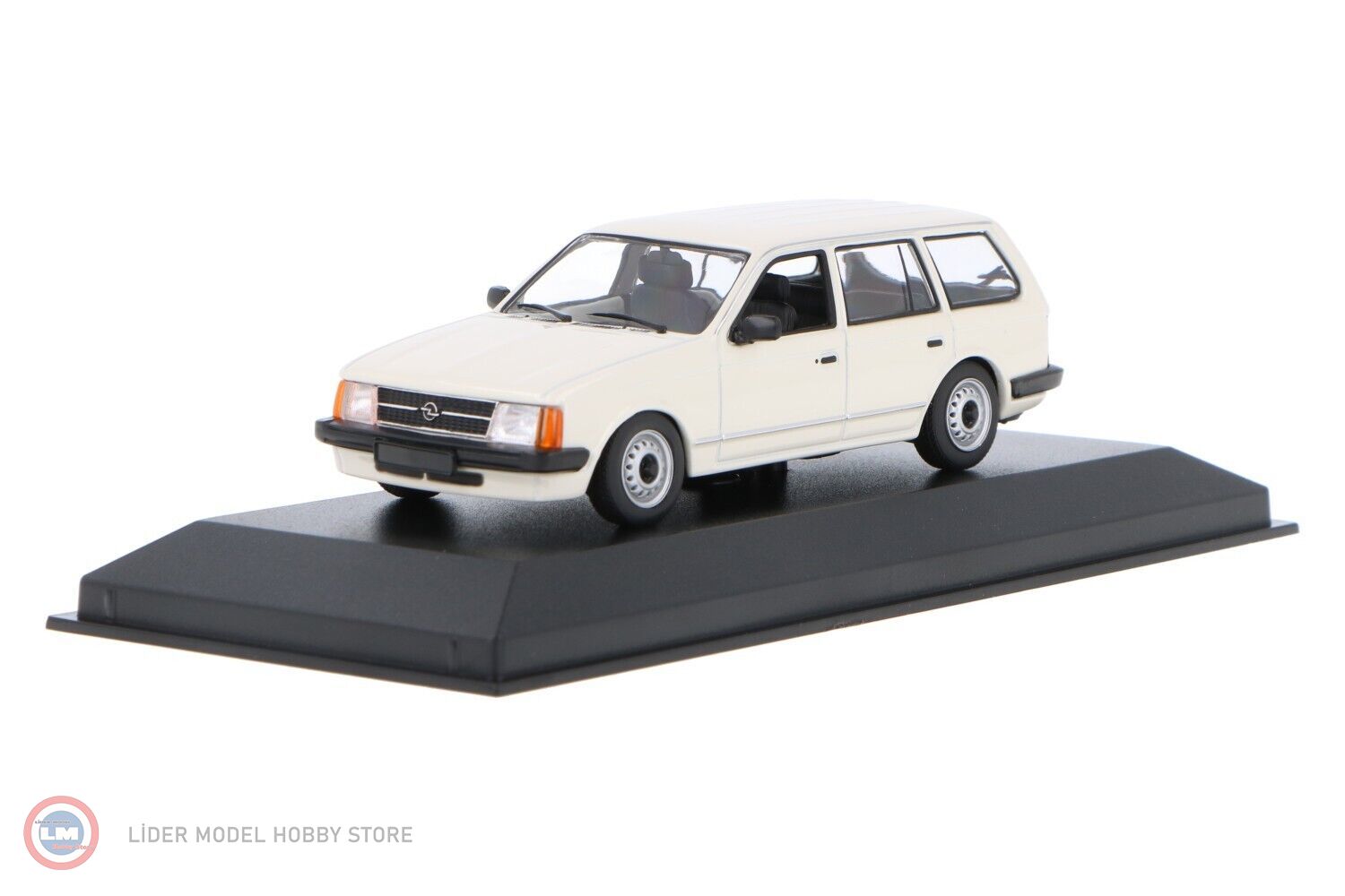 1:43 Maxichamps 1979 Opel Kadett D Caravan