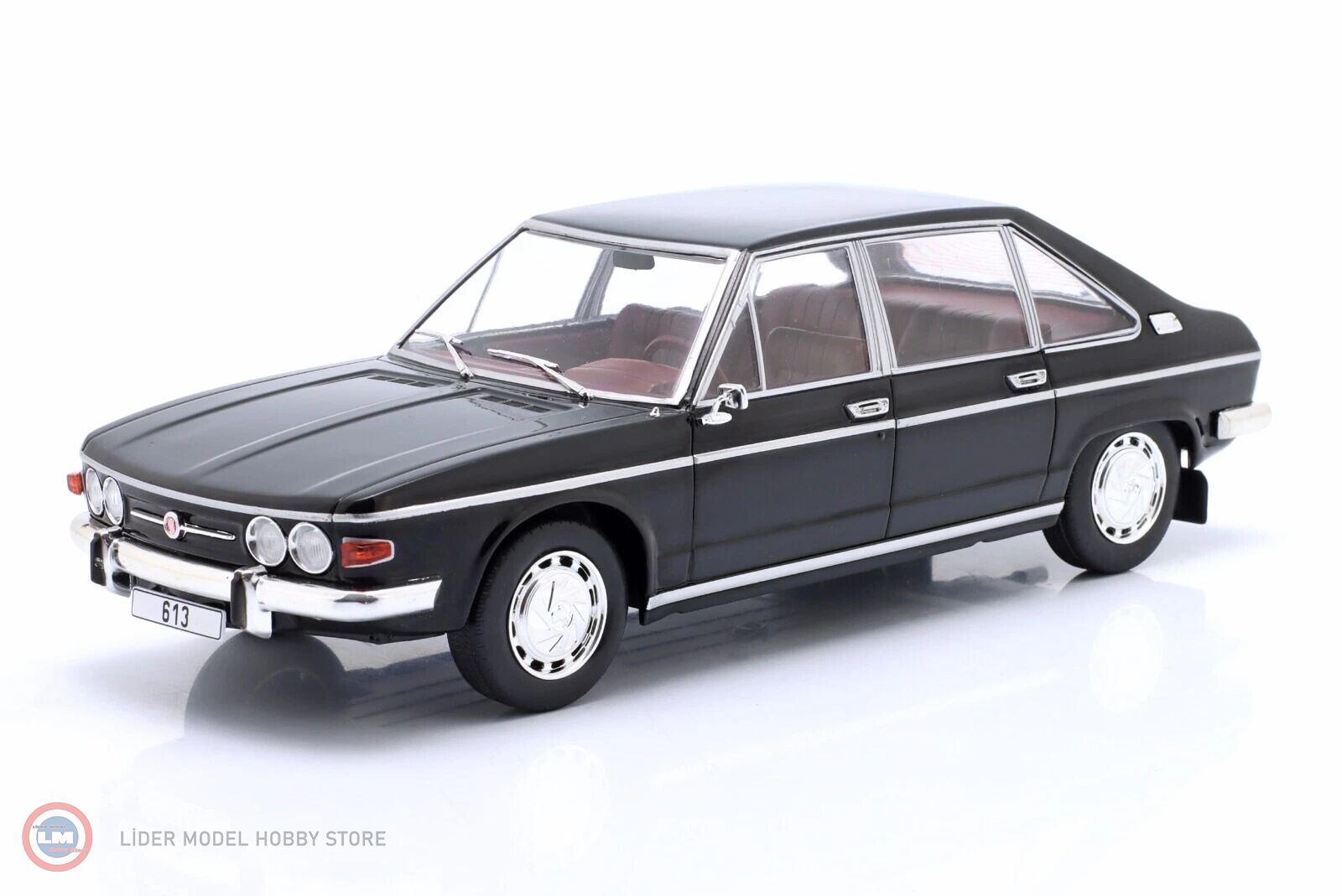 1:24 WhiteBox 1973 Tatra 613