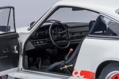1:18 Porsche 911 Carrera 2.7 RS (Grand Prix white/red stripes)