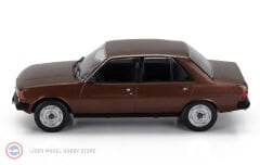 1:24 WhiteBox 1977 Peugeot 305