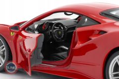 1:18 2015 Ferrari 488 GTB