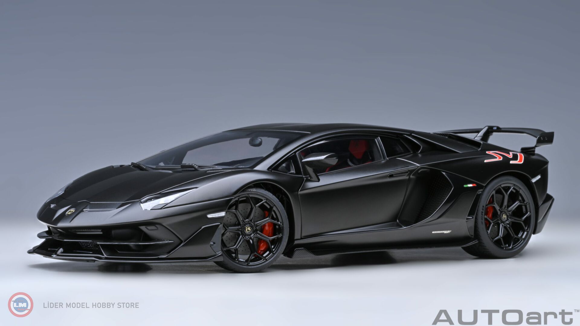 1:18 2019 Lamborghini Aventador SVJ (Nero Nemesis Matt Black)