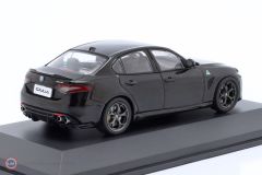 1:43 2019  Alfa Romeo Giulia QV