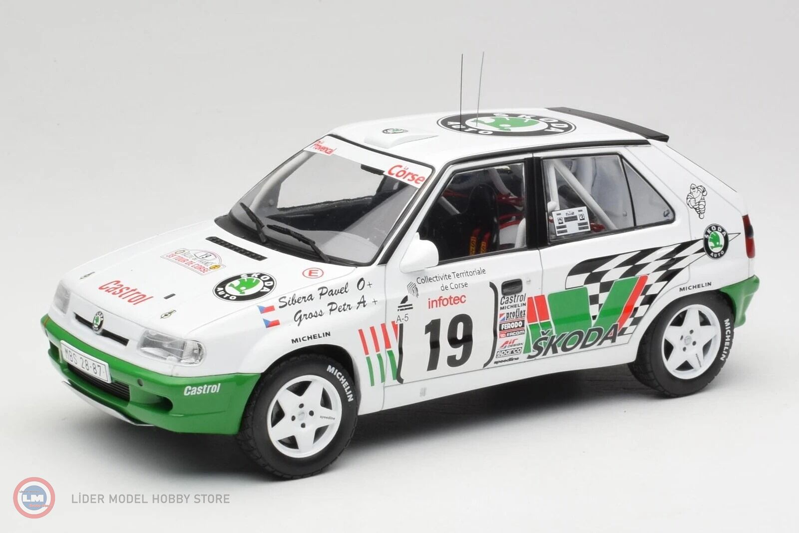 1:18 IXO 1995 Skoda Felicia Kit Car - #19 - Rallye Tour de Corse
