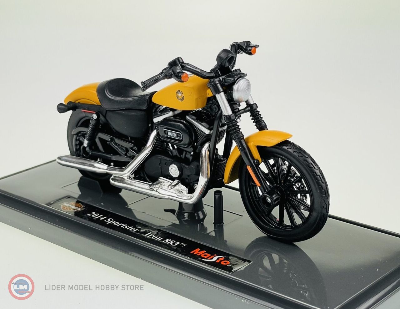 1:18 2014 Harley Davidson Sportster Iron 883