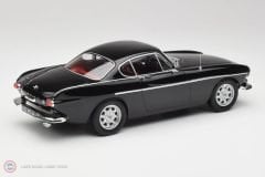 1:18 Norev 1967 Volvo 1800 S