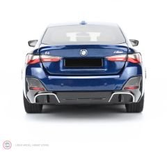 1:18 Minichamps 2022 BMW i4 M50 / Portimao Blue