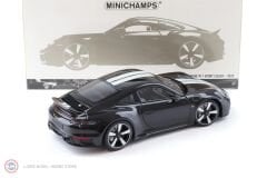 1:18 Minichamps 2022 Porsche 911 (992) SPORT CLASSIC