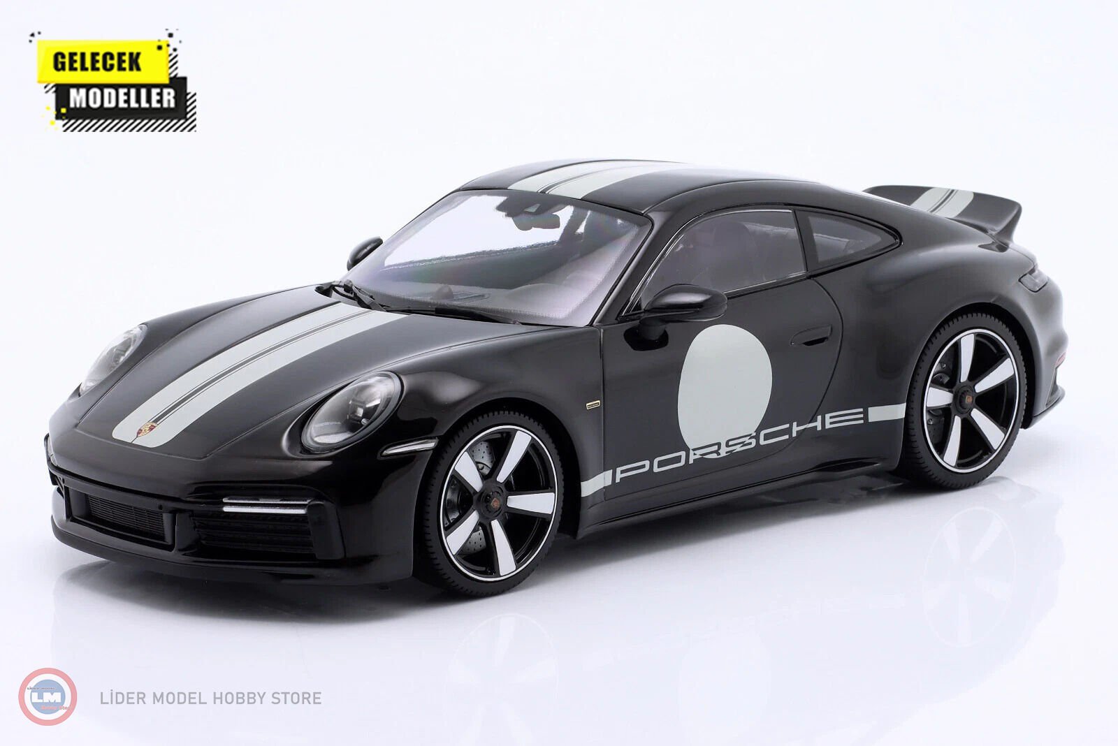 1:18 Minichamps  2022 Porsche 911 (992) SPORT CLASSIC -  BLACK WSTRIPE
