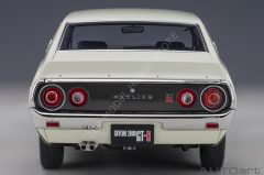 1:18 1973 Nissan Skyline GT-R (KPGC110)