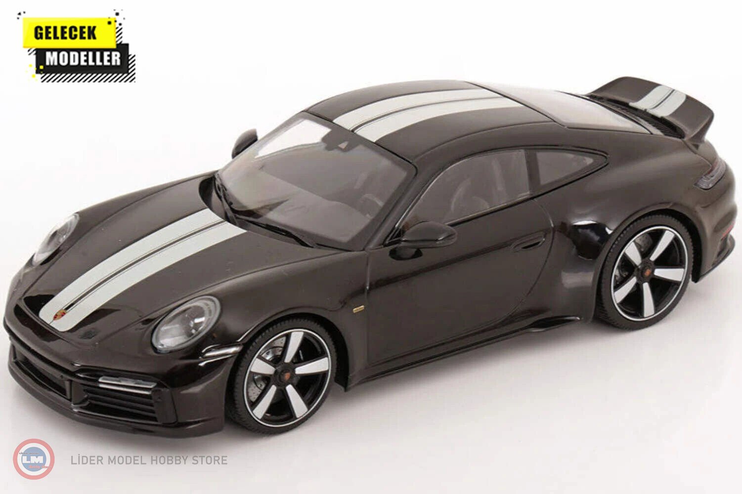 1:18 Minichamps 2022 Porsche 911 (992) SPORT CLASSIC
