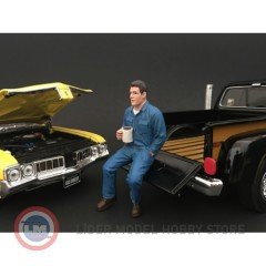 1:18  American Diorama '' Mechanic '' Johnny drinking coffee  77450