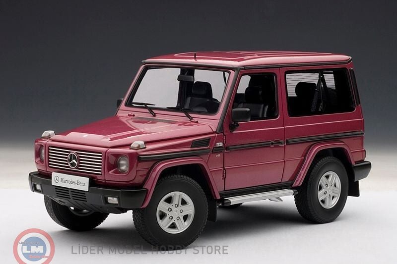 1:18 AUTOART 1990 Mercedes Benz G500 (SWB)