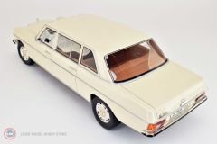 1:18 1970 Mercedes Benz W114 Lang